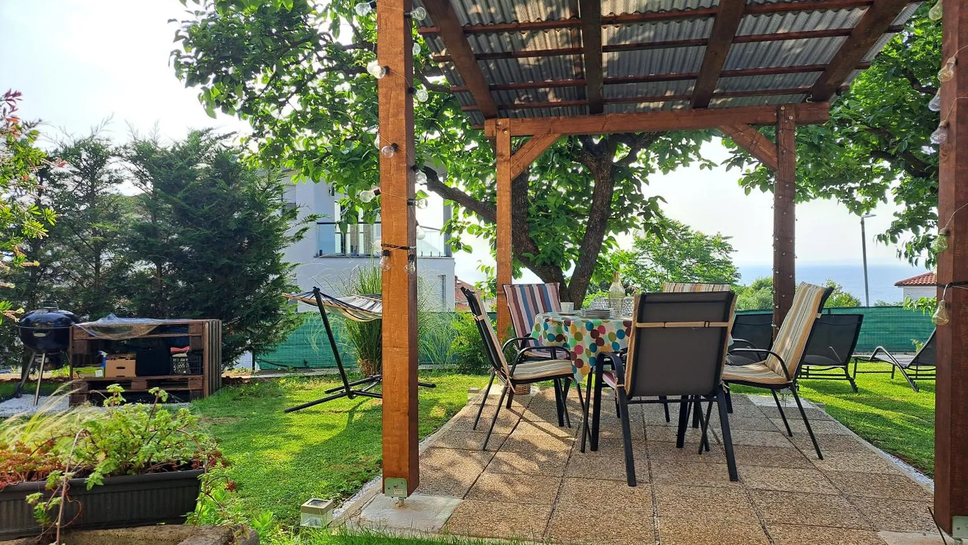 Apartment Peruc With Big Terrace And Beautiful Garden Icici